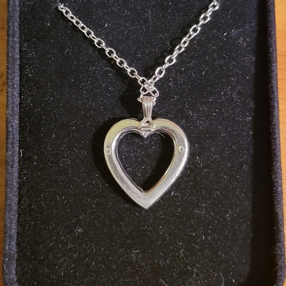 BEAUTIFUL VINTAGE HEART SILVER TONE NECKLACE! ☆☆3FOR$25☆☆ - Picture 4 of 5